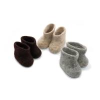 Picture of felt boots and infants